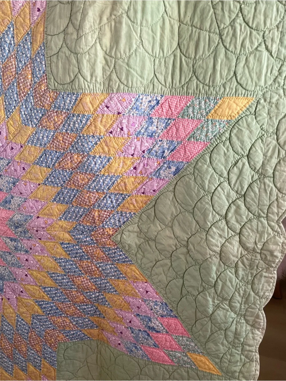 Vintage Lone Star Quilt 64x80 Feedsack  Patchwork Scalloped Edge